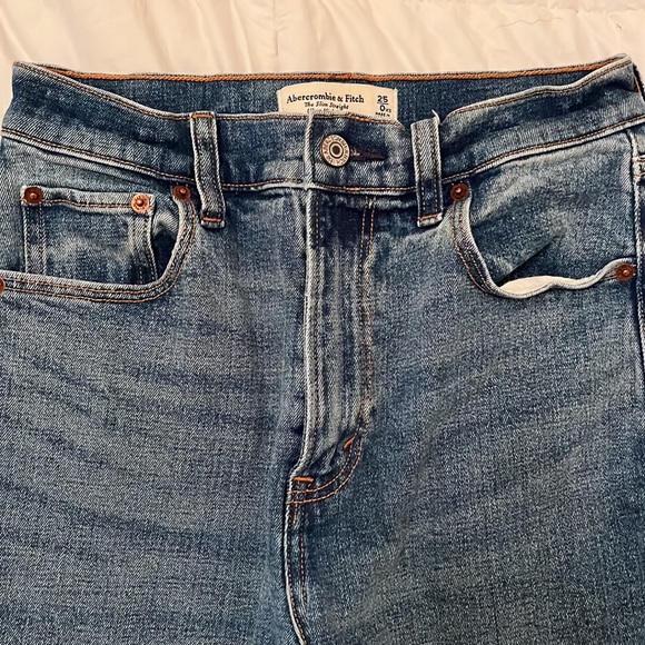 Abercrombie and Fitch jeans - Picture 2 of 5